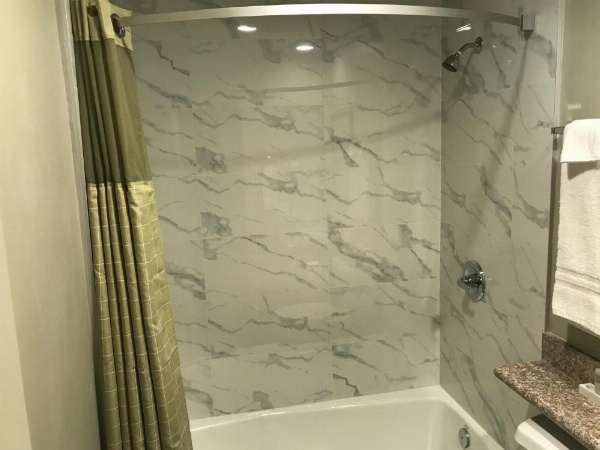 Hyland Motel Brea image 12